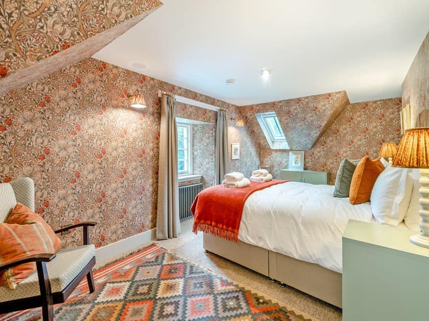 Double bedroom | Baillies Cottage - Croiscrag Lodge, Rannoch, near Pitlochry