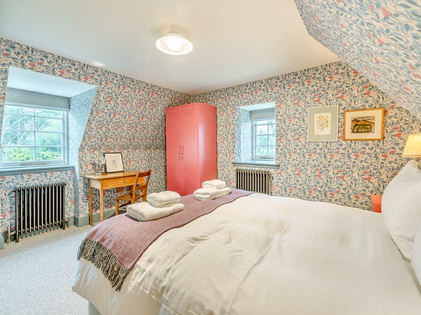 Double bedroom | Wardens Cottage - Croiscrag Lodge, Rannoch, near Pitlochry
