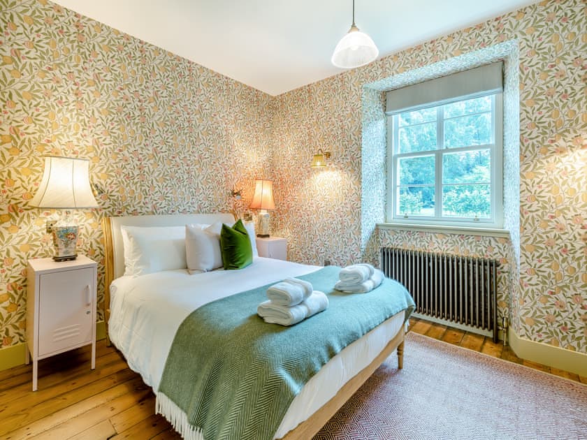 Double bedroom | Cooks Cottage - Croiscrag Lodge, Rannoch, near Pitlochry