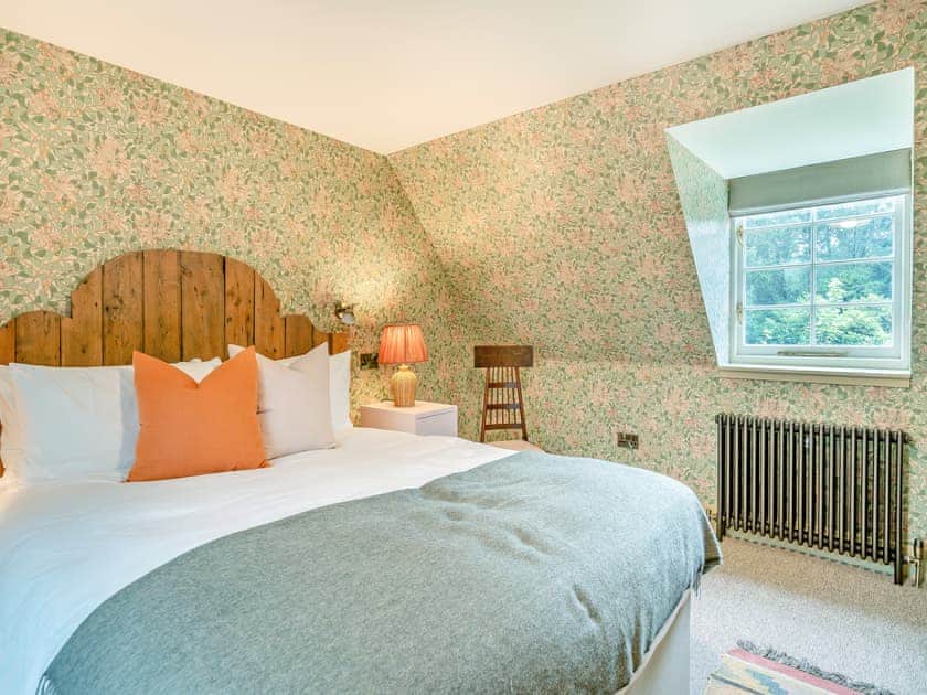 Double bedroom | Cooks Cottage - Croiscrag Lodge, Rannoch, near Pitlochry