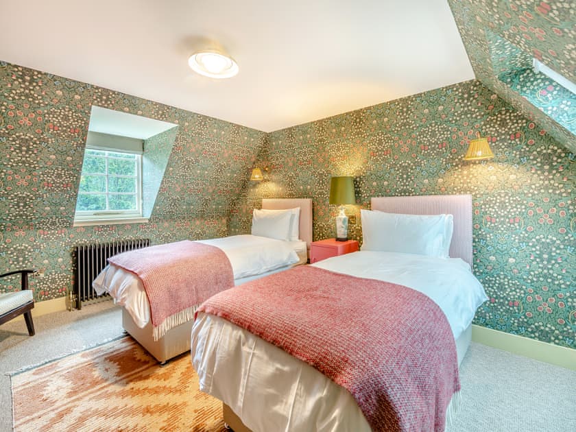 Twin bedroom | Cooks Cottage - Croiscrag Lodge, Rannoch, near Pitlochry