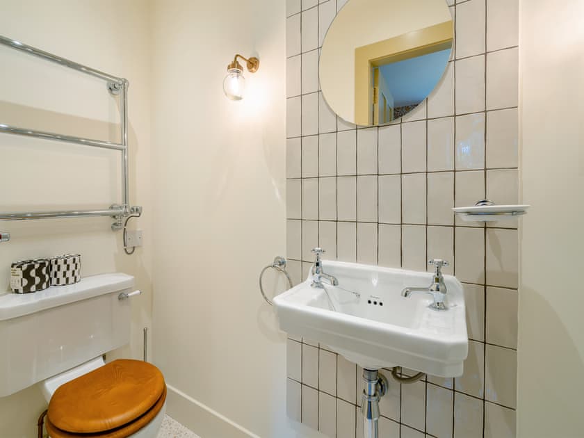 Shower room | Cooks Cottage - Croiscrag Lodge, Rannoch, near Pitlochry
