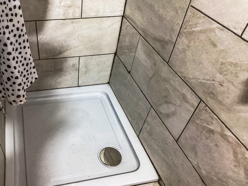 Shower room | Archie The Double Decker Bus  - Tain Glamping, Tain
