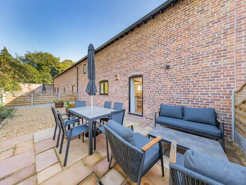 Sitting-out-area | Saddle - Tedsmore Hall Estate Properties, Oswestry