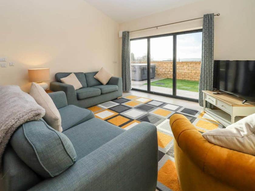 Living area | Bears Court Unit 1 - Bears Court, Little Rissington