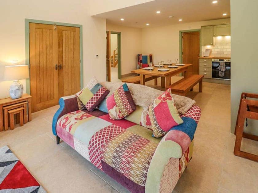 Living area | Bears Court Unit 2 - Bears Court, Little Rissington