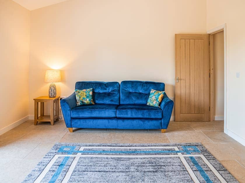 Interior | Bears Court Unit 7 - Bears Court, Little Rissington