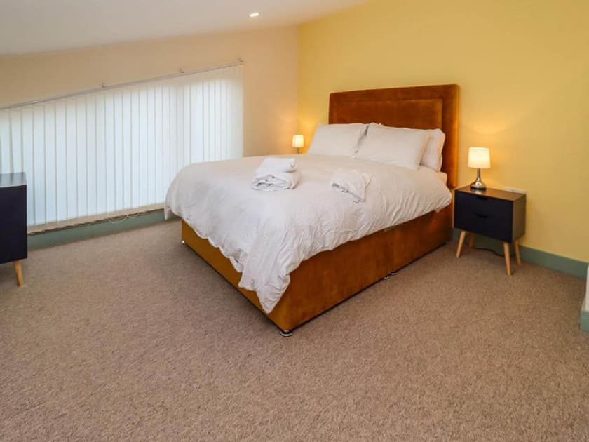 Double bedroom | Bears Court Unit 4 - Bears Court, Little Rissington