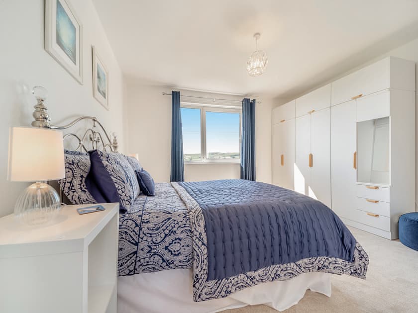 King bedroom | Hydee House, Dumfries