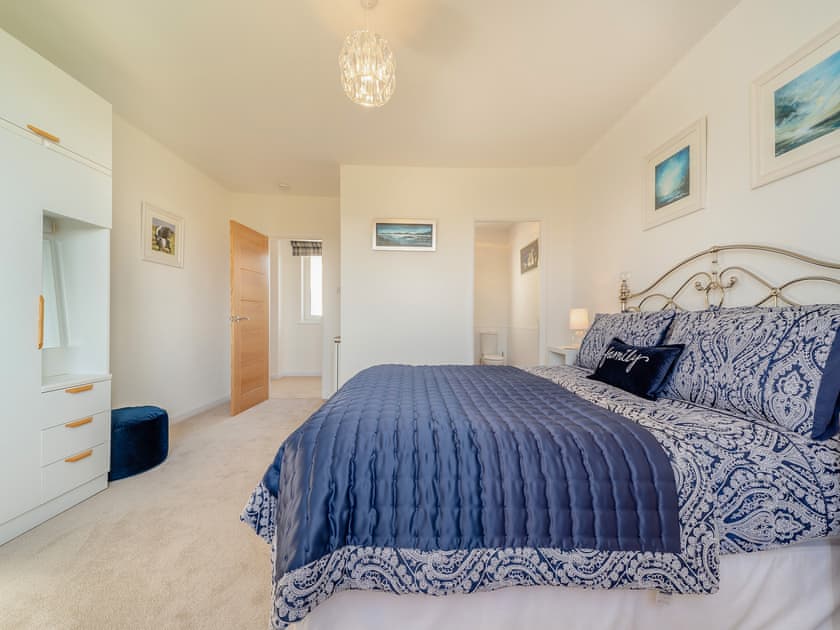 King bedroom | Hydee House, Dumfries