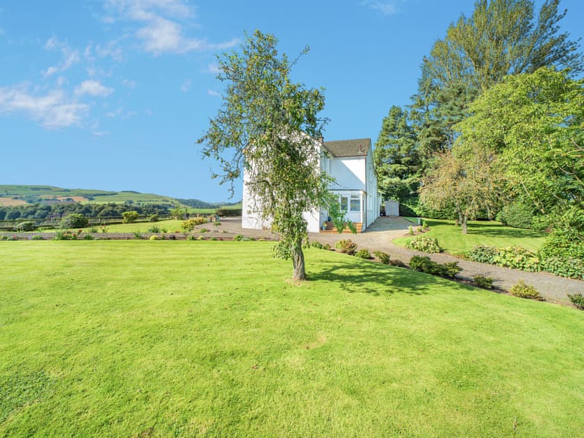 Outdoor | Hydee House, Dumfries