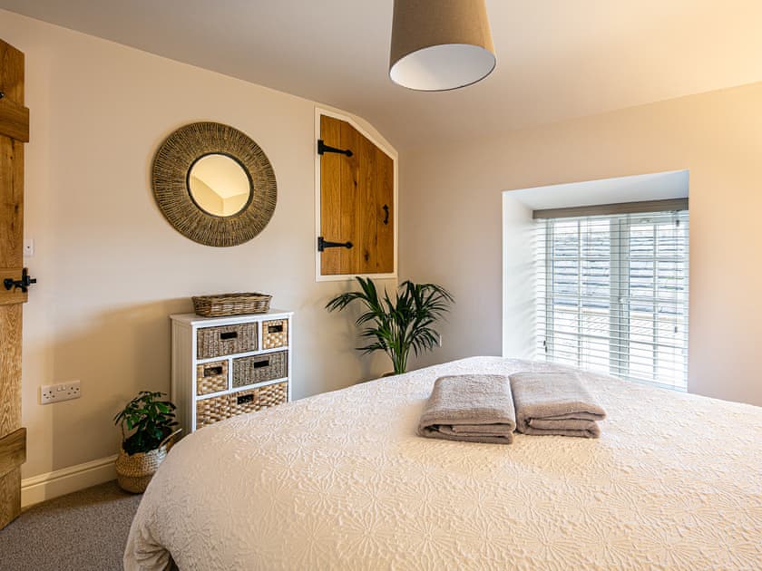 Double bedroom | James Cottage, Buxton