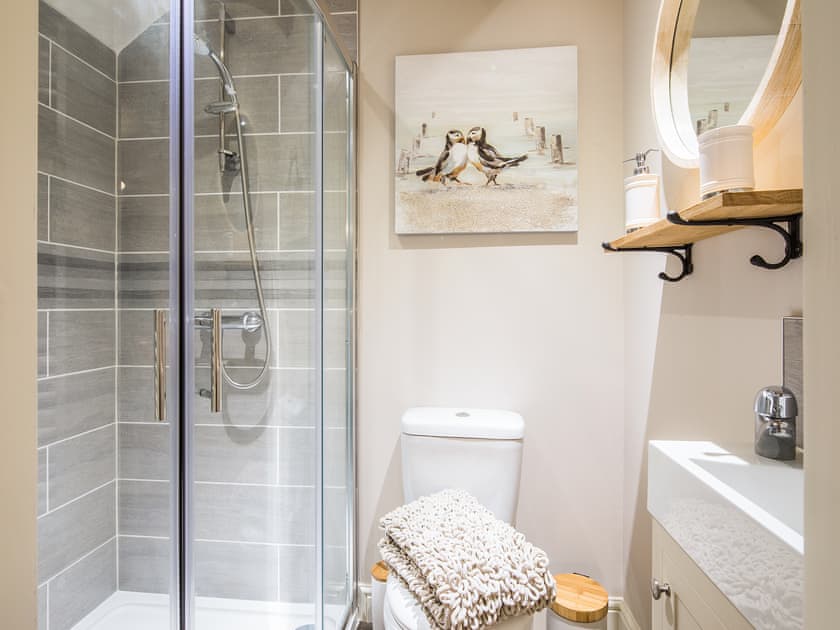 Bathroom | James Cottage, Buxton