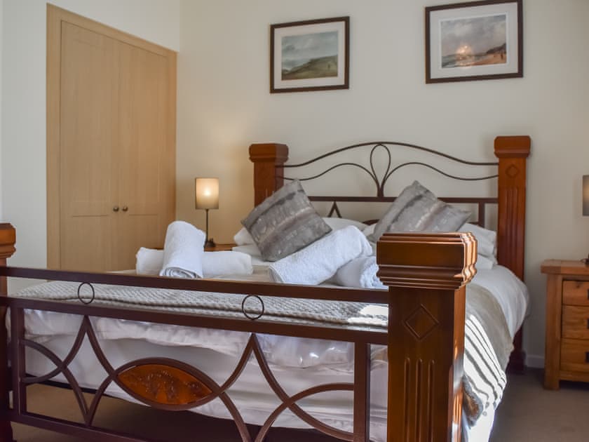 Double bedroom | High Tide, Boulmer