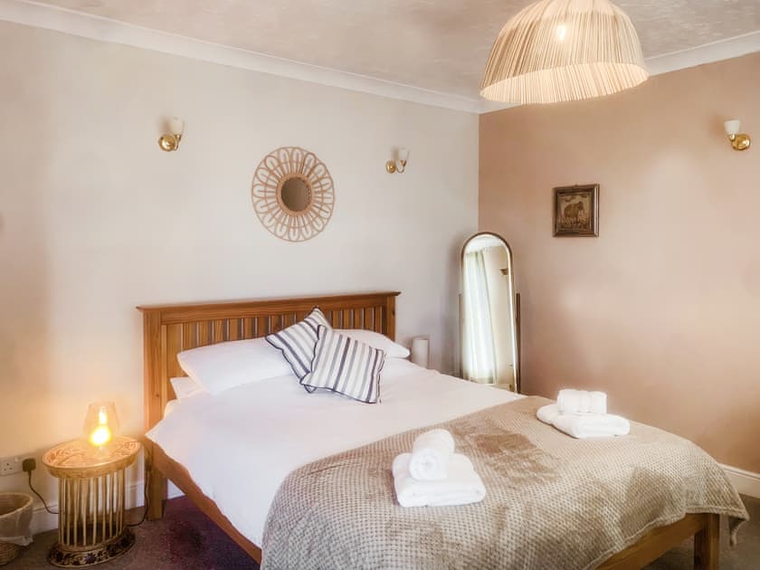 Balcony room overlooking harbour with Kingsize bed | The Yellow House, Gorleston-on-Sea