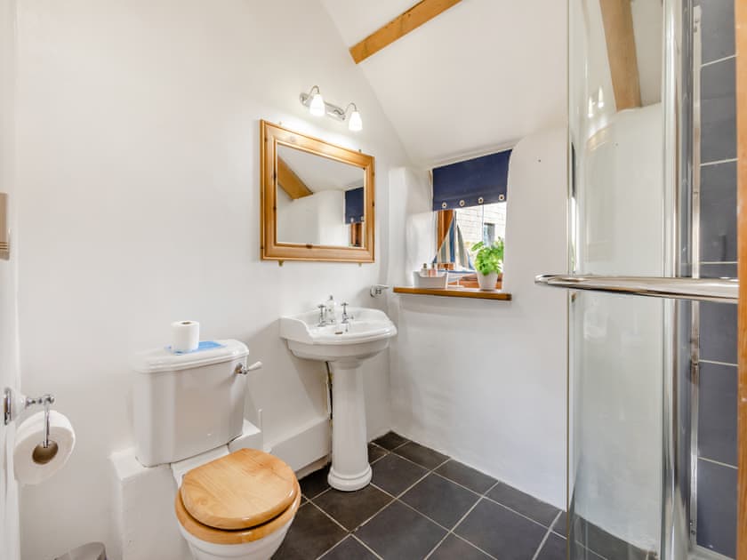 Bathroom | Higher Churchtown Farm - Proper Job - Higher Churchtown Farm Barns, Tresmeer, near Launceston