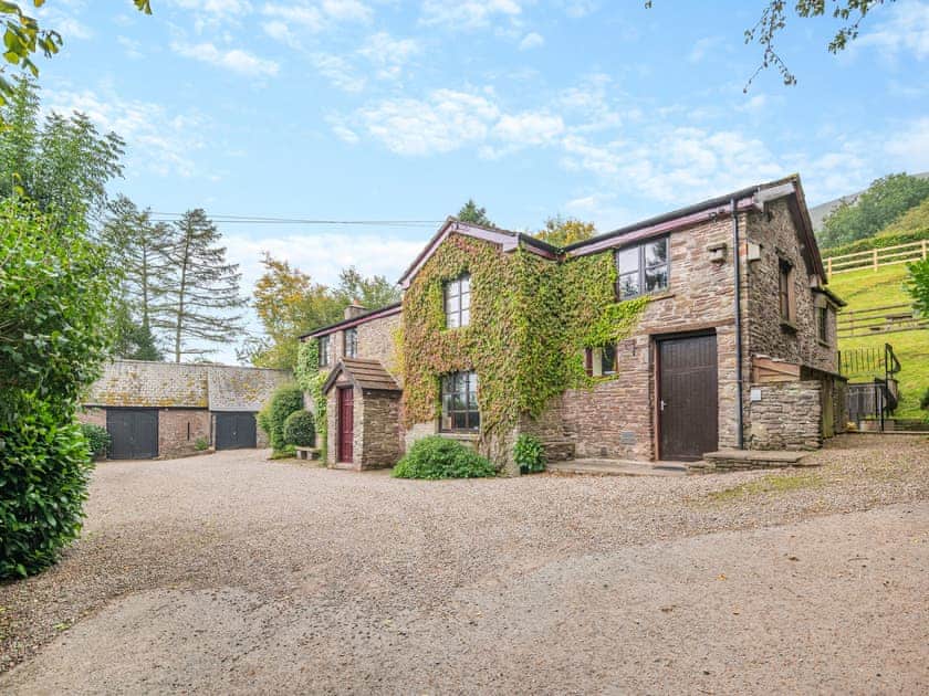 Exterior | Heol Llygoden, Pengenffordd, Talgarth, Brecon