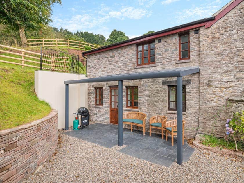 Exterior | Heol Llygoden, Pengenffordd, Talgarth, Brecon