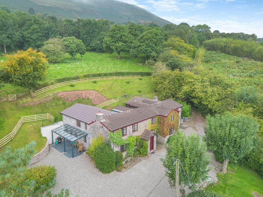 Exterior | Heol Llygoden, Pengenffordd, Talgarth, Brecon