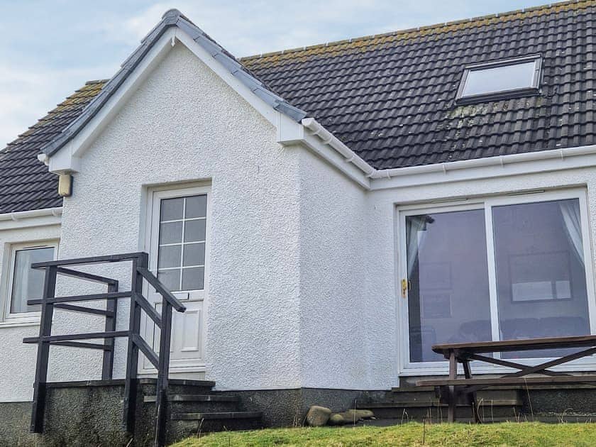 Exterior | Wavecrest, Staffin