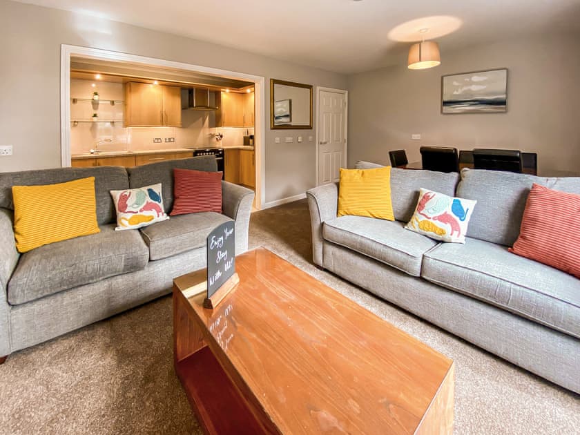 Living area | Broad Street Gardens 5 - Broad Street Gardens Apartments, All Orkney Islands