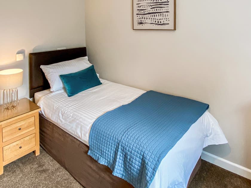 Single bedroom | Broad Street Gardens 5 - Broad Street Gardens Apartments, All Orkney Islands