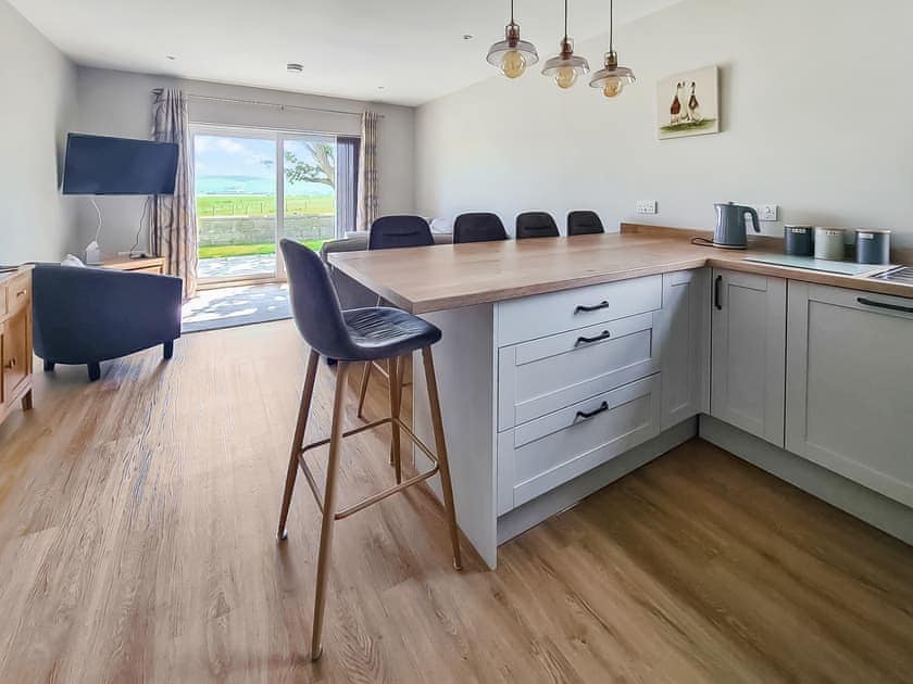 Open plan living space | Quina, Finstown