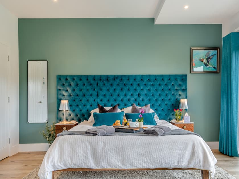 Double bedroom | Monument House, Totland