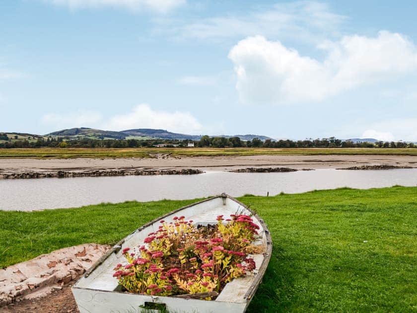 Surrounding area | Rubylea, Dumfries