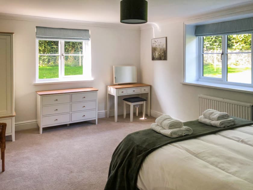 Double bedroom | Brynich Villa, Brecon