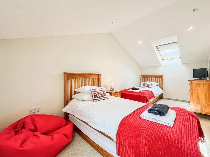 Twin bedroom | Springfields, Dulcote, Wells