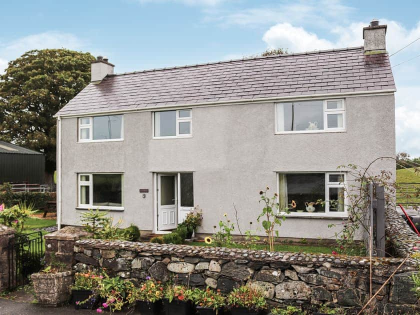 Exterior | Carols Cottage, Llanrug, near Caernarfon