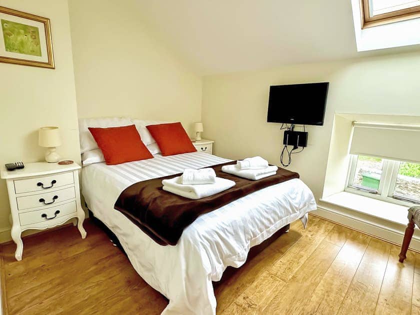 Double bedroom | Oak Tree Barn - Oak Tree Holiday Lets, Otterburn