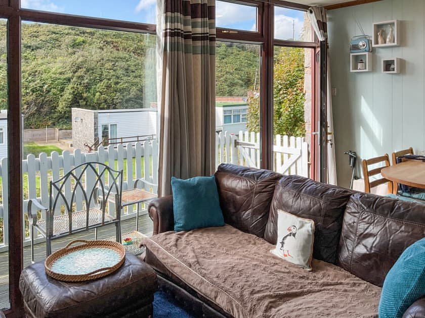 Living area | Nolton HavenGiddy Puffin, Haverfordwest