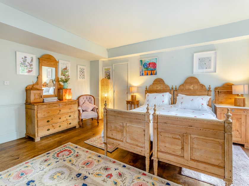 Twin bedroom | Farndon Grange, East Farndon