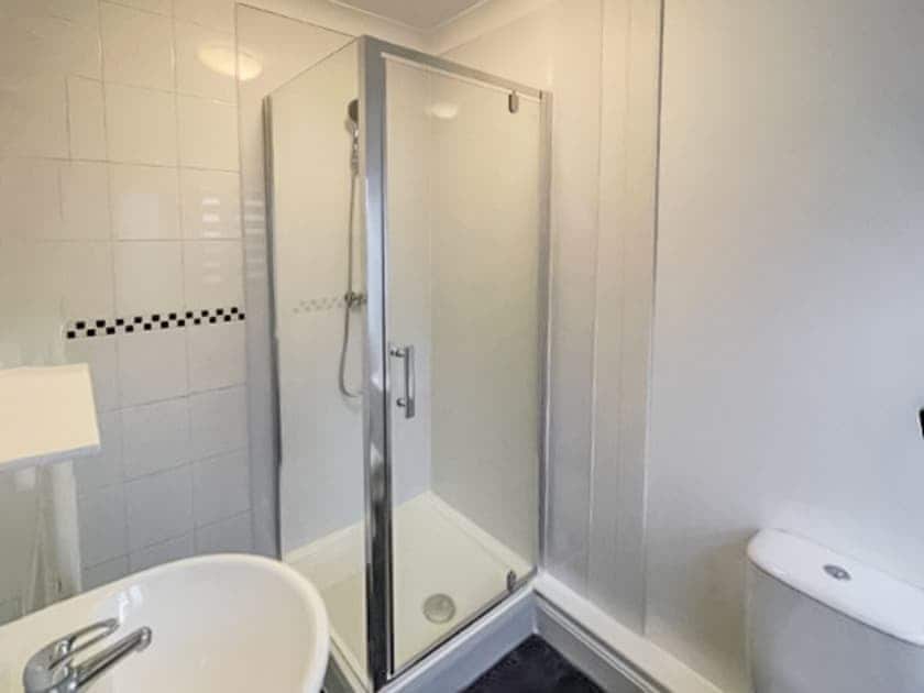 Bathroom | Amaya Two - Grantham Getaways, Grantham
