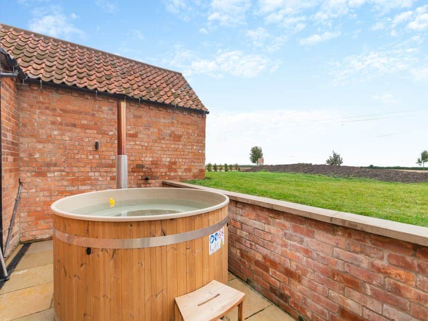 Hot tub | The Granary - Manor Farm Properties, Cranswick, near Driffield