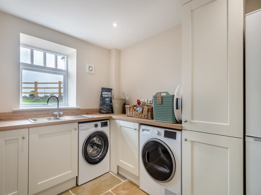 Utility room | The Granary - Manor Farm Properties, Cranswick, near Driffield