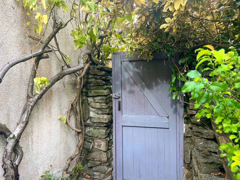 Outdoor | Taff’s Well Cottage, Taff’s Well, near Cardiff