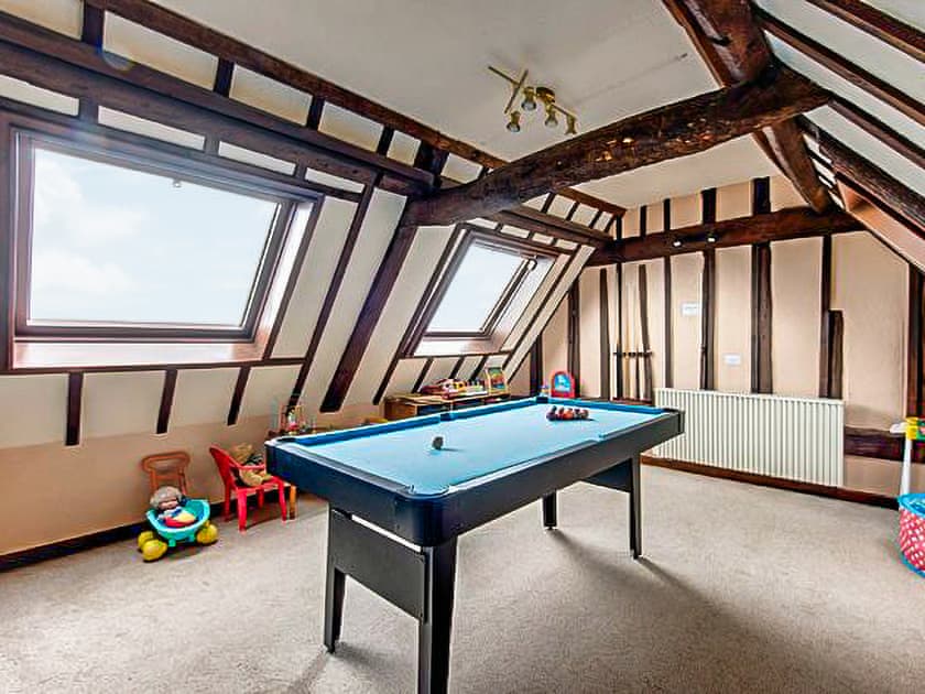 Interior | Partridge - Birds Farm Holidays, Colchester