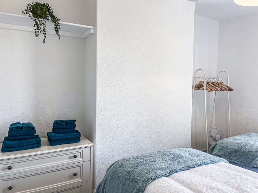 Twin bedroom | Coastal Cottage, Saltburn-by-the-Sea