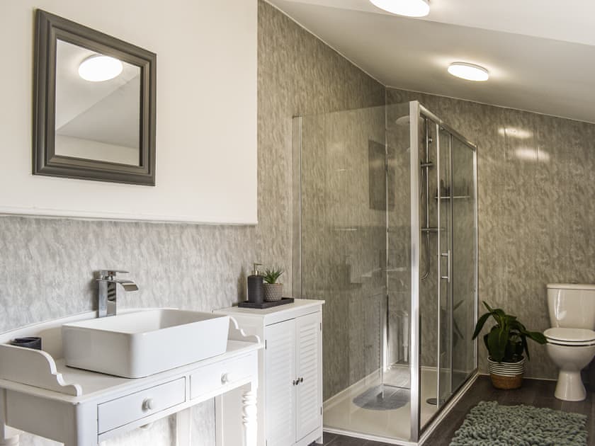 Bathroom | Coastal Cottage, Saltburn-by-the-Sea