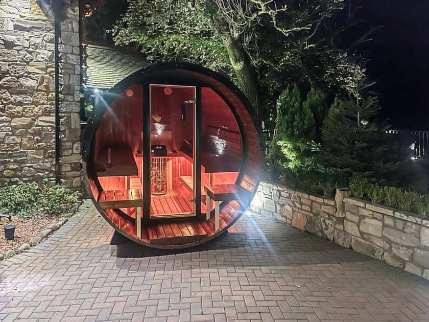 Sauna | Tennox Parlour - Tennox Farm, Kilbirnie