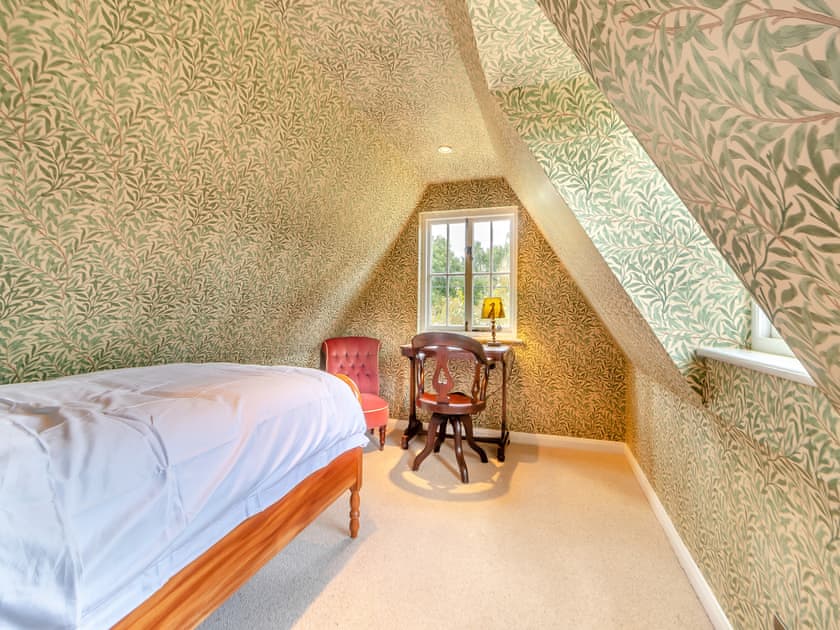 Single bedroom | All Saints Cottage, Saffron Walden