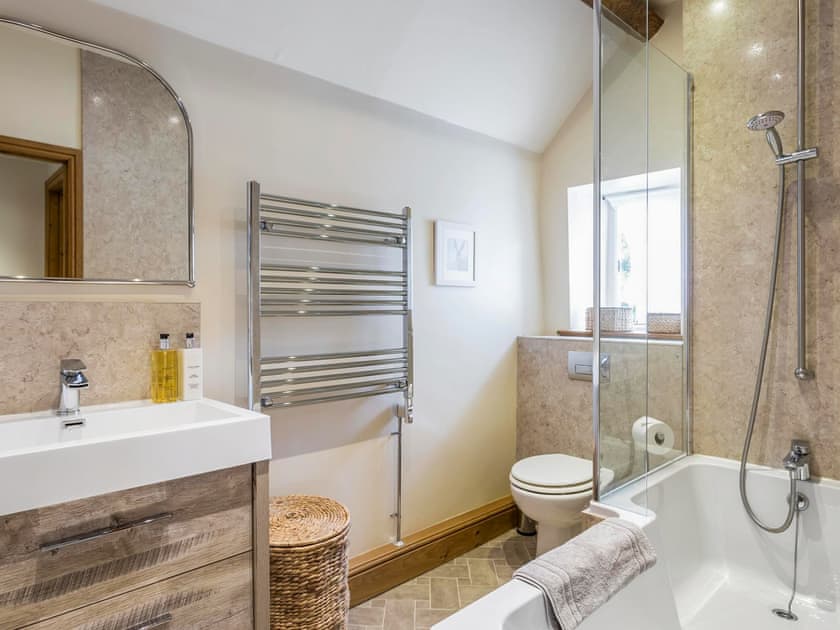 Bathroom | Cider Mill Cottage, Clifton-on-Teme