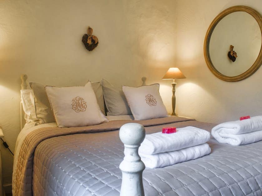 Double bedroom | Granary Cottage, Kirby Malham
