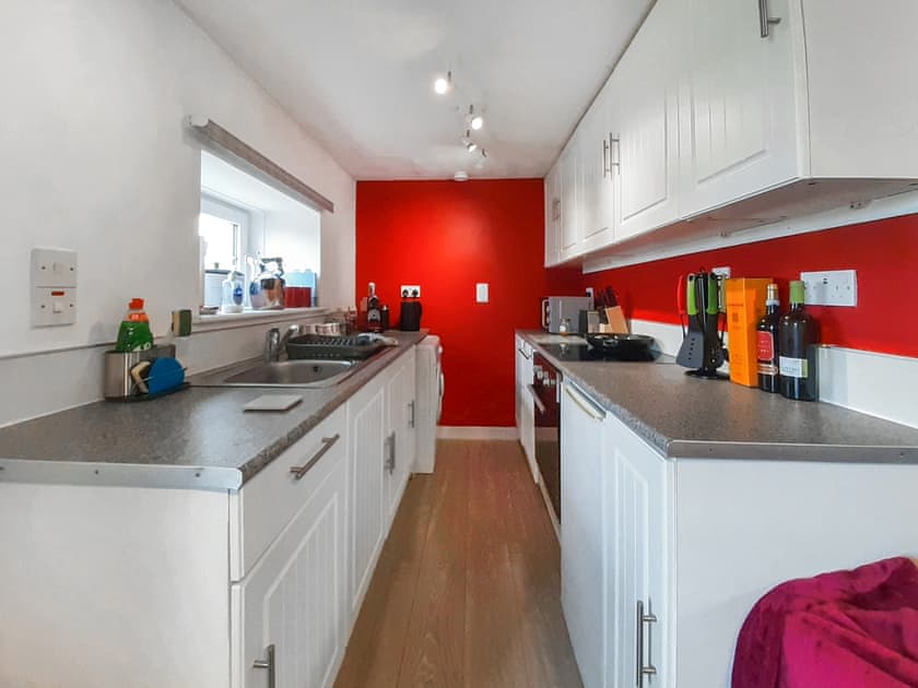 Kitchen | Aisir Croft, Oldshoremore