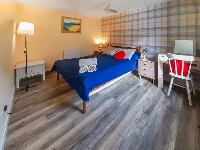 Double bedroom | Aisir Croft, Oldshoremore