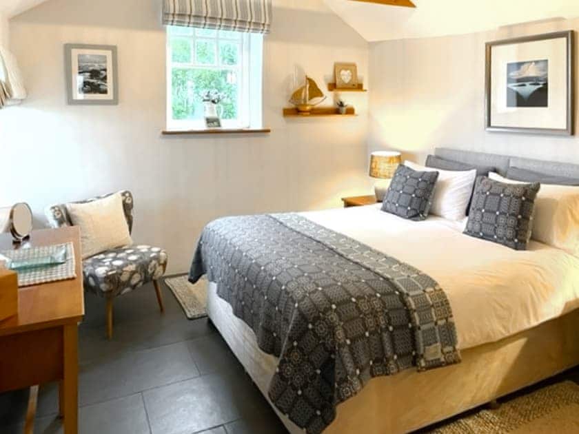 Double bedroom | Aberfelin - Yr Hafan Holiday Cottages, Llanrhian, near Porthgain