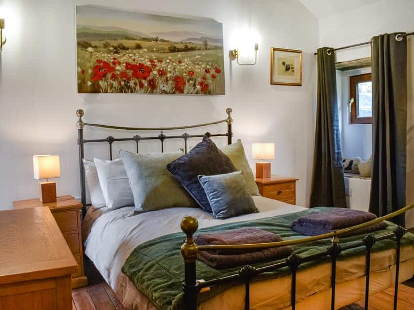 Double bedroom | Aisgill Farm Stable - Aisgill Farm, Aisgill, near Kirkby Stephen